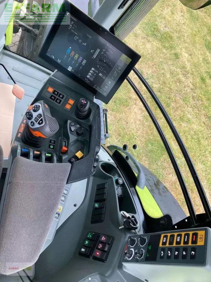 جرار CLAAS axion 830 cmatic CMATIC: صورة 6