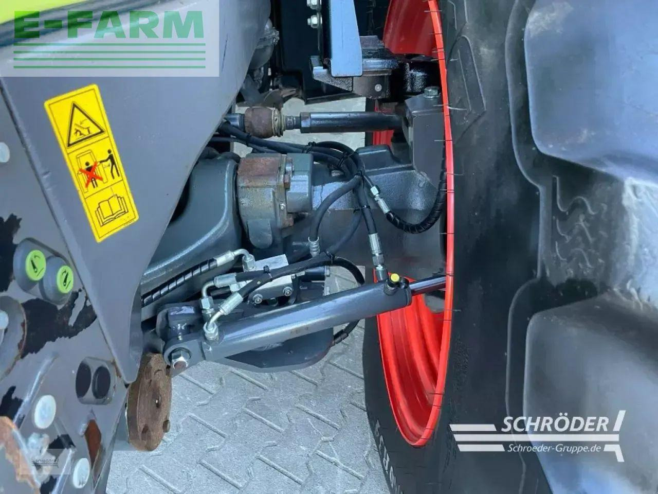 جرار CLAAS axion 920 cmatic + rtk: صورة 16