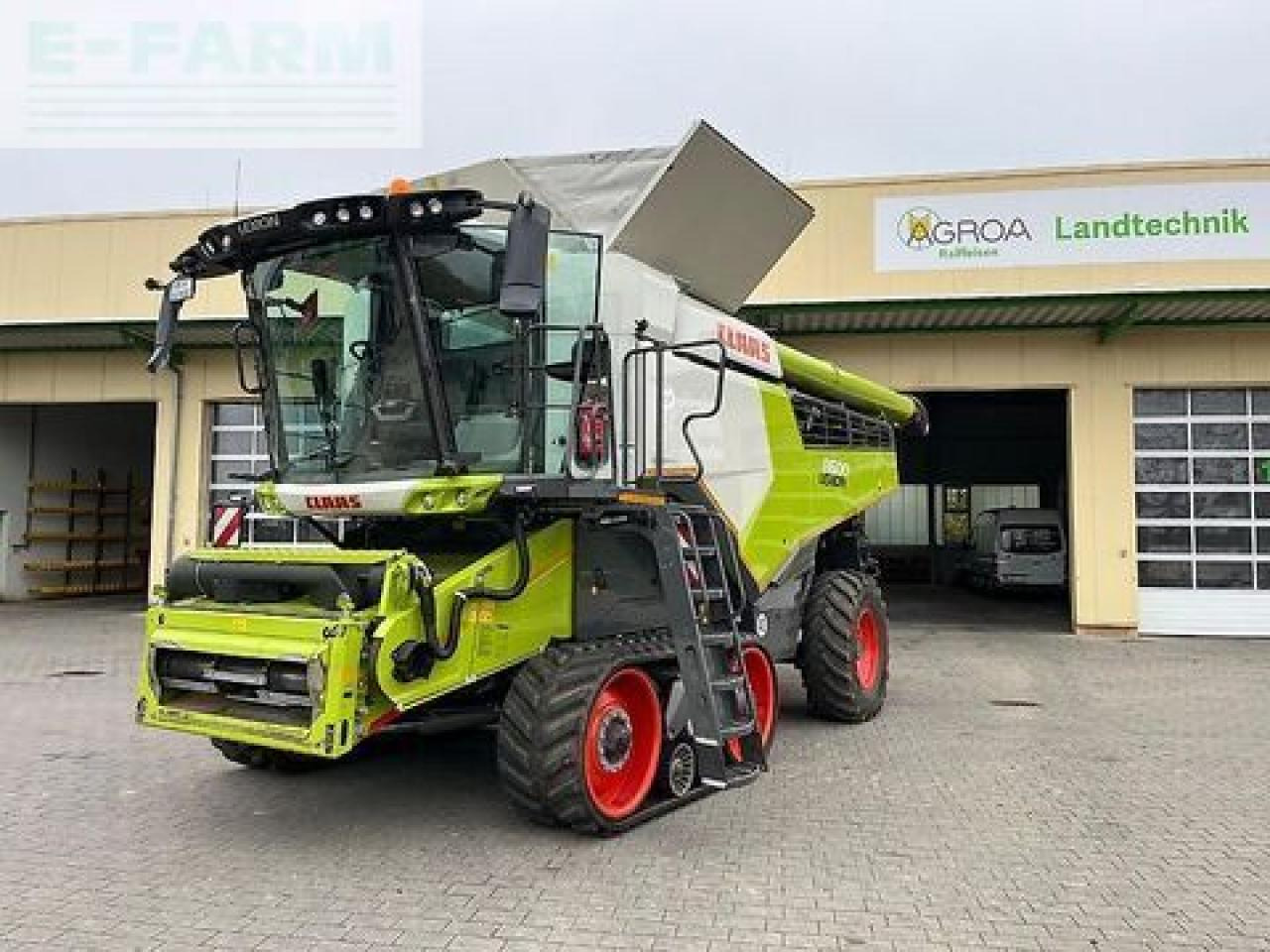 CLAAS lexion 8600 terra trac - حصادة: صورة 2 CLAAS lexion 8600 terra trac - حصادة: صورة 2