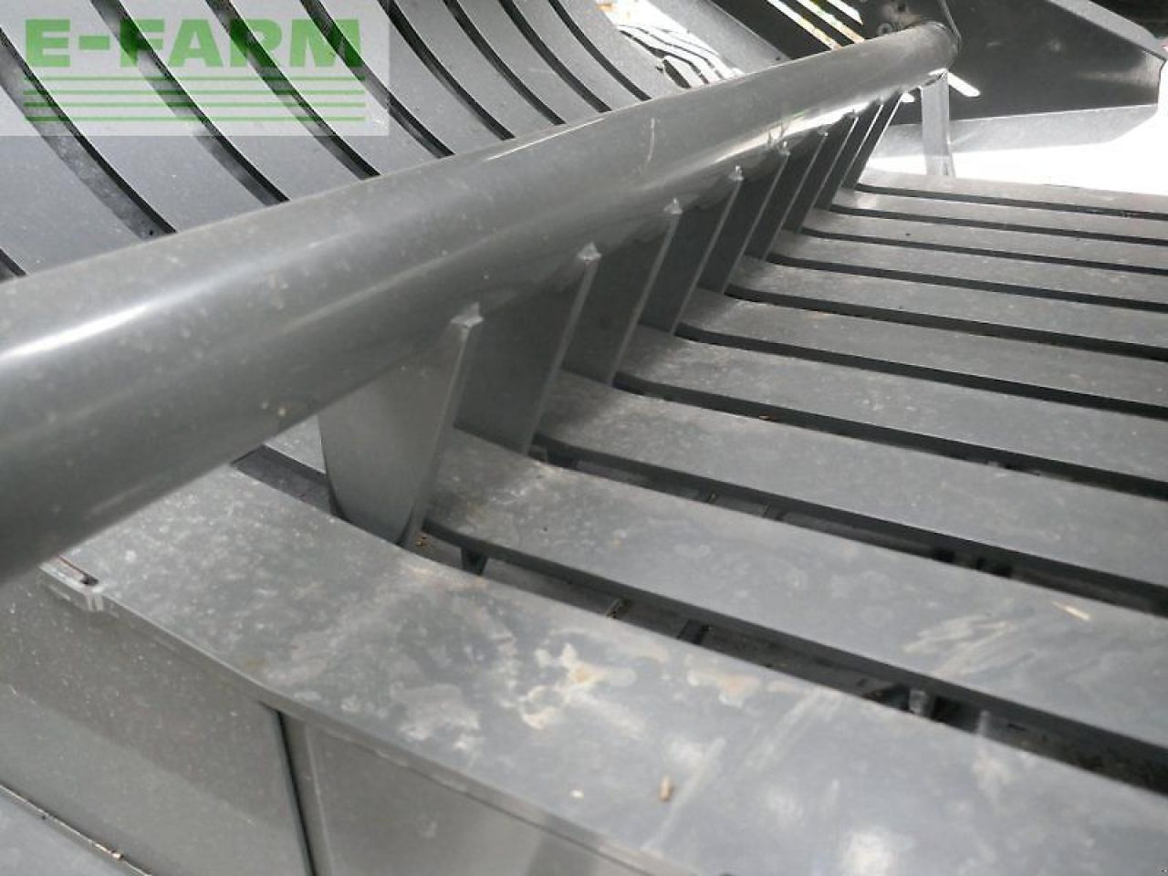 آلة بالات مربعة CLAAS quadrant 5300 fc t: صورة 13