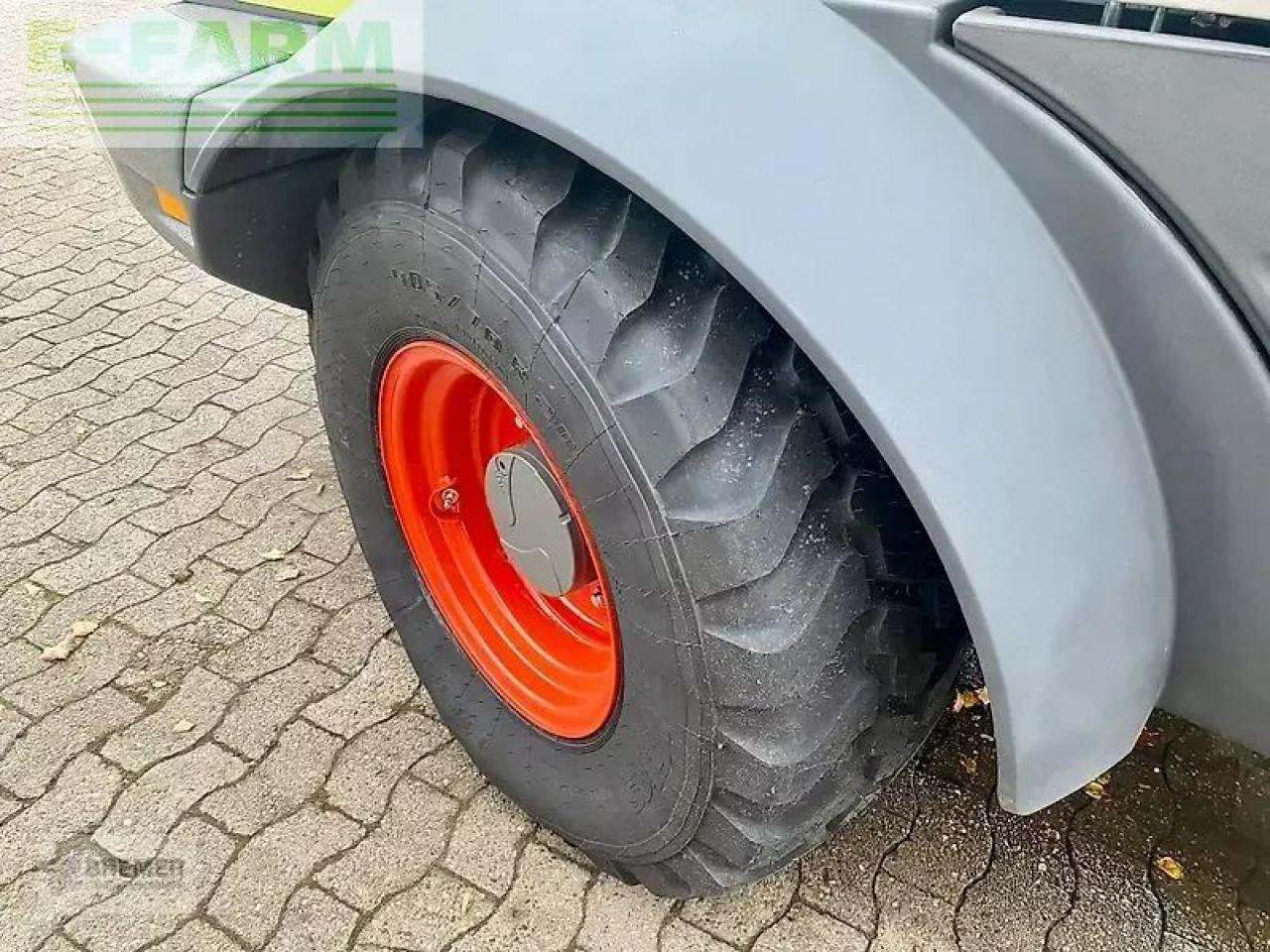 آلة رفع ونقل تلسكوبية CLAAS torion 738 t, sinus, 40 km/h, technikjahr 2024: صورة 12