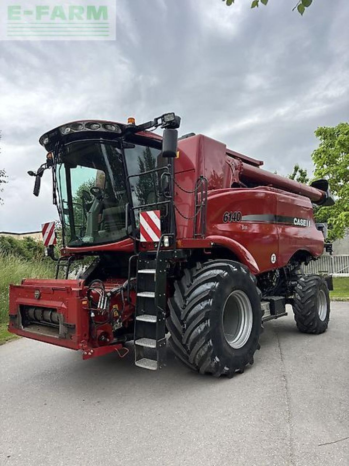 Case-IH axial-flow 6140 - حصادة: صورة 1 Case-IH axial-flow 6140 - حصادة: صورة 1