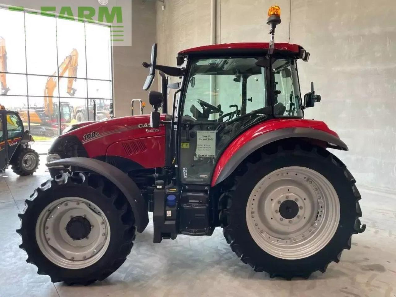 Case-IH farmall 100 c - جرار: صورة 5 Case-IH farmall 100 c - جرار: صورة 5