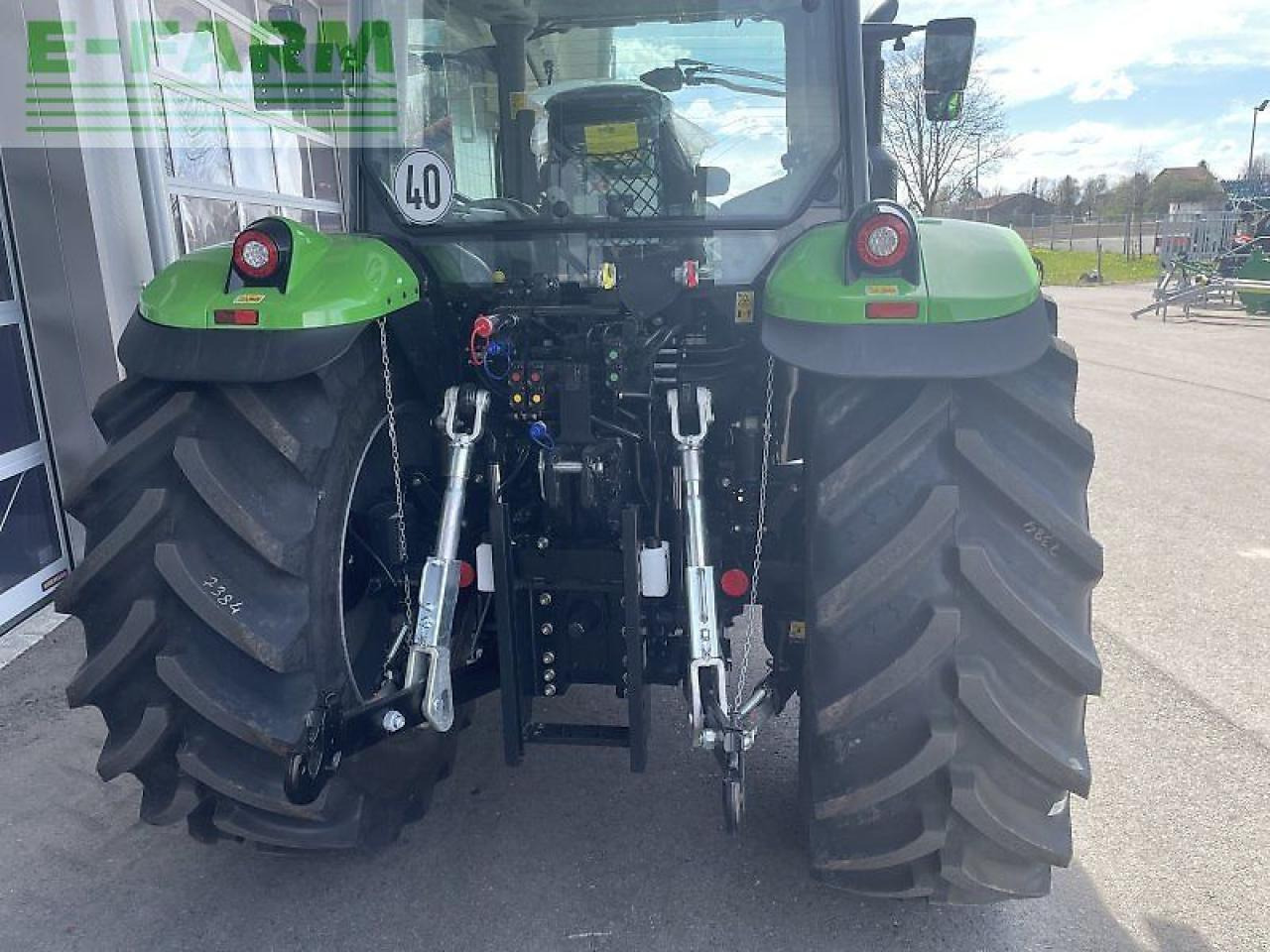 Deutz-Fahr 6125c powershift PowerShift - جرار: صورة 4 Deutz-Fahr 6125c powershift PowerShift - جرار: صورة 4