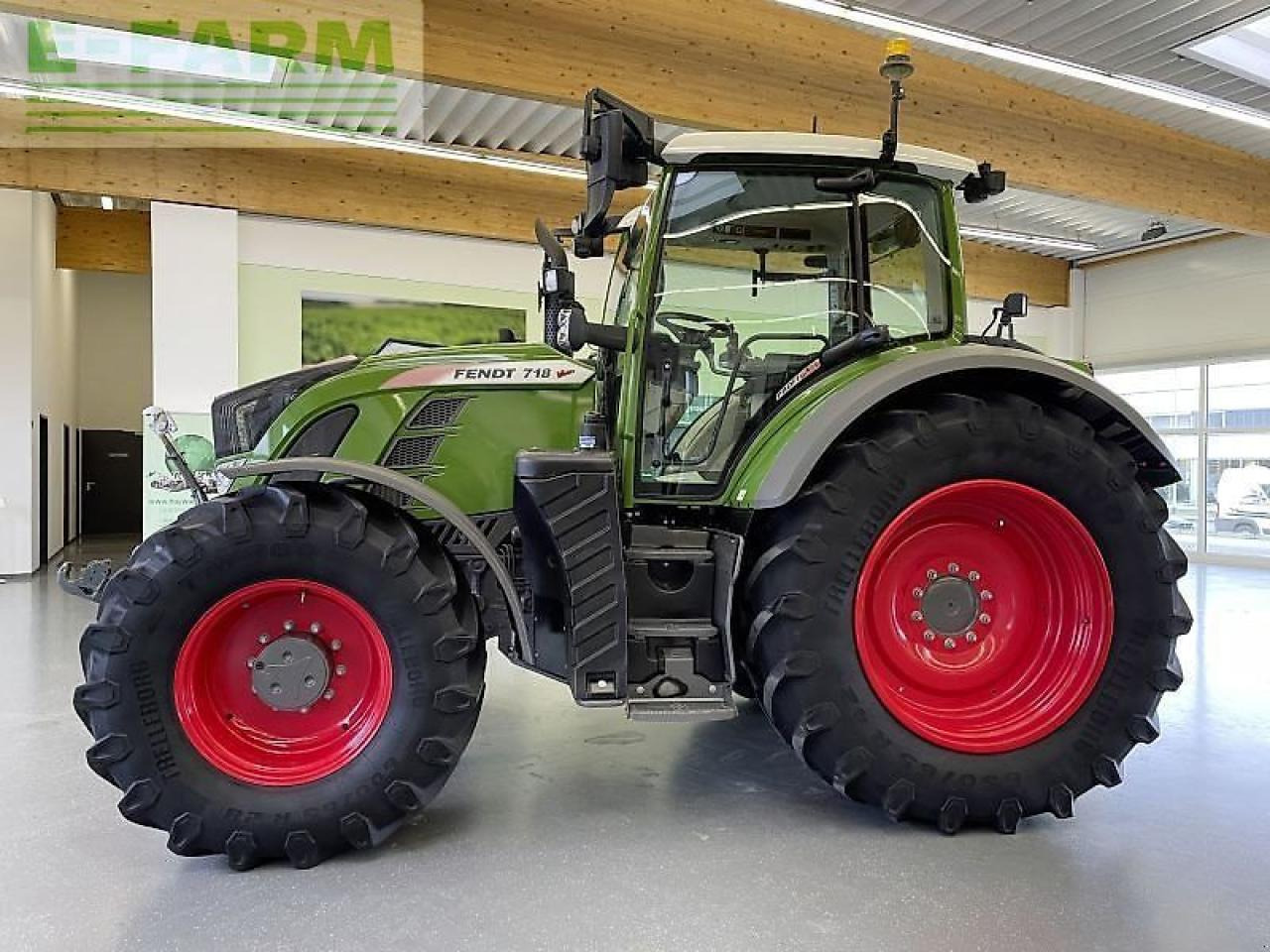 Fendt 718 vario s4 profi plus ProfiPlus - جرار: صورة 2 Fendt 718 vario s4 profi plus ProfiPlus - جرار: صورة 2