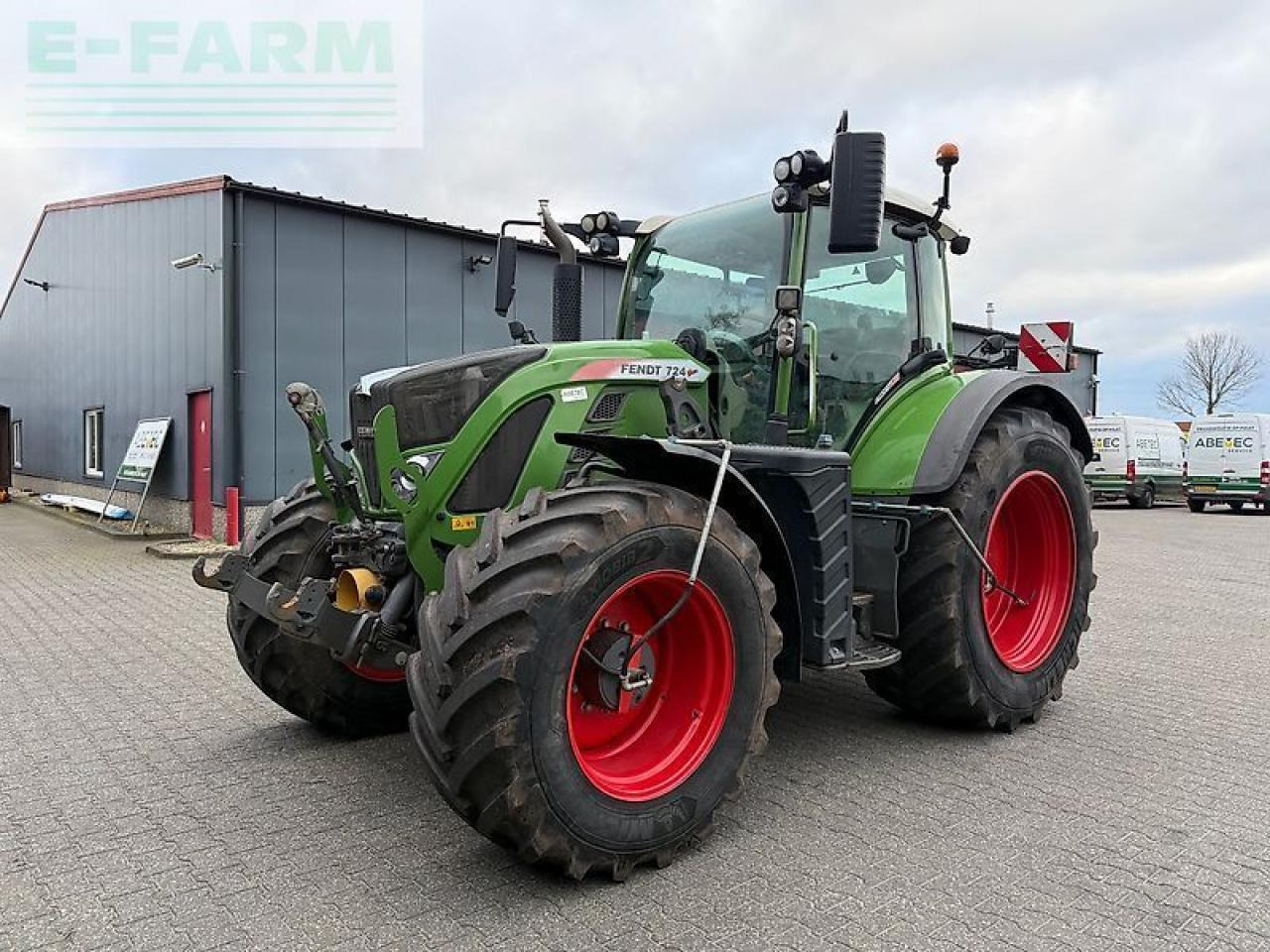 Fendt 724 s4 - جرار: صورة 1 Fendt 724 s4 - جرار: صورة 1