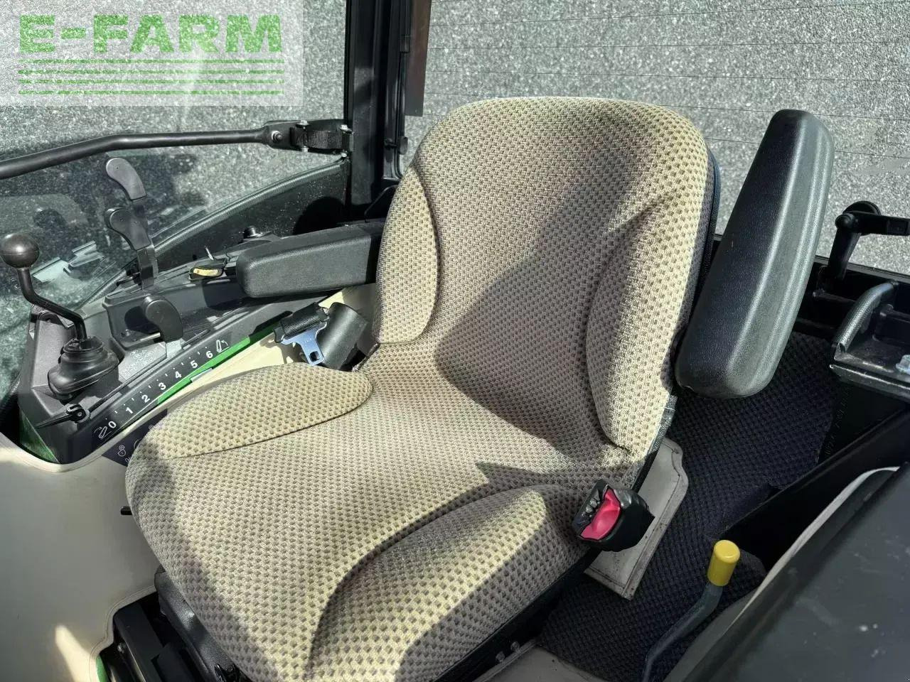 John Deere 2038r - جرار: صورة 4 John Deere 2038r - جرار: صورة 4