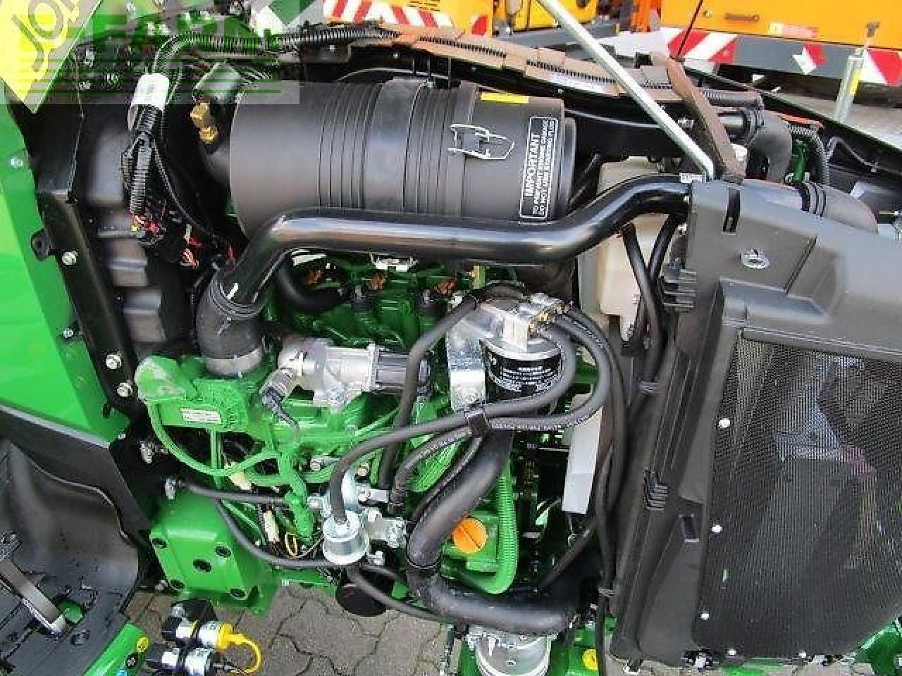 John Deere 3046r - جرار: صورة 3 John Deere 3046r - جرار: صورة 3