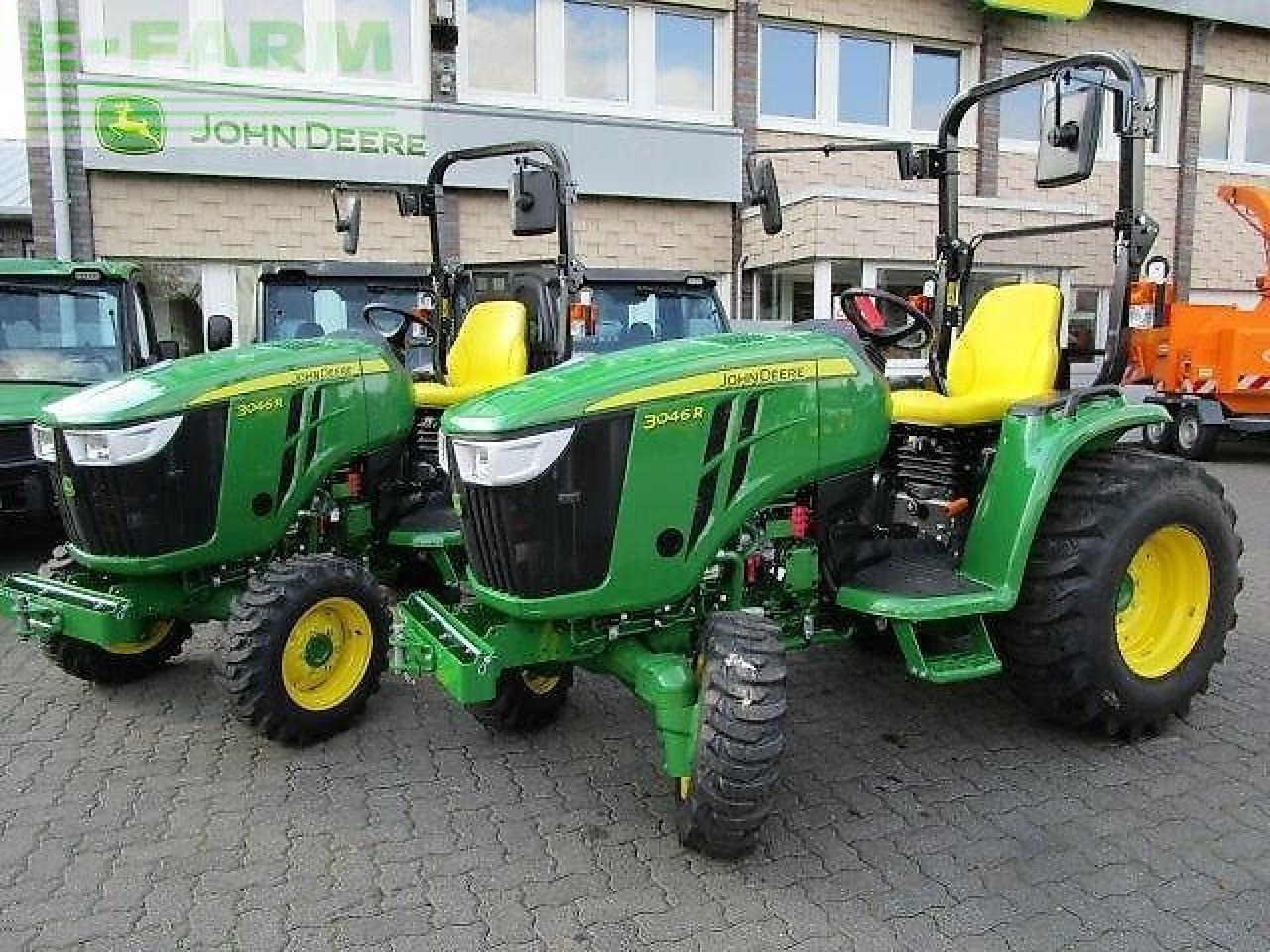 John Deere 3046r - جرار: صورة 1 John Deere 3046r - جرار: صورة 1