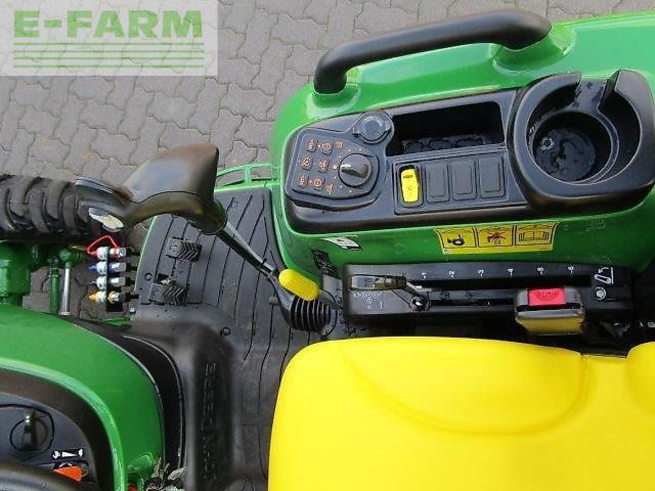 John Deere 3046r - جرار: صورة 5 John Deere 3046r - جرار: صورة 5