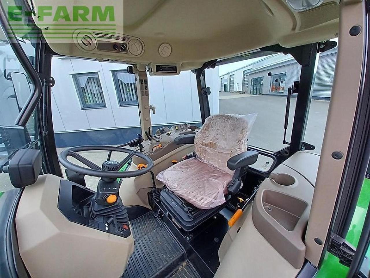 جرار John Deere 5058e: صورة 8