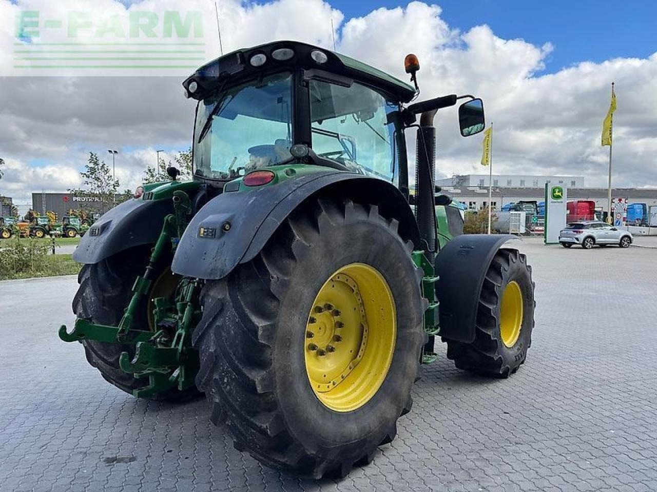 جرار John Deere 6210: صورة 10
