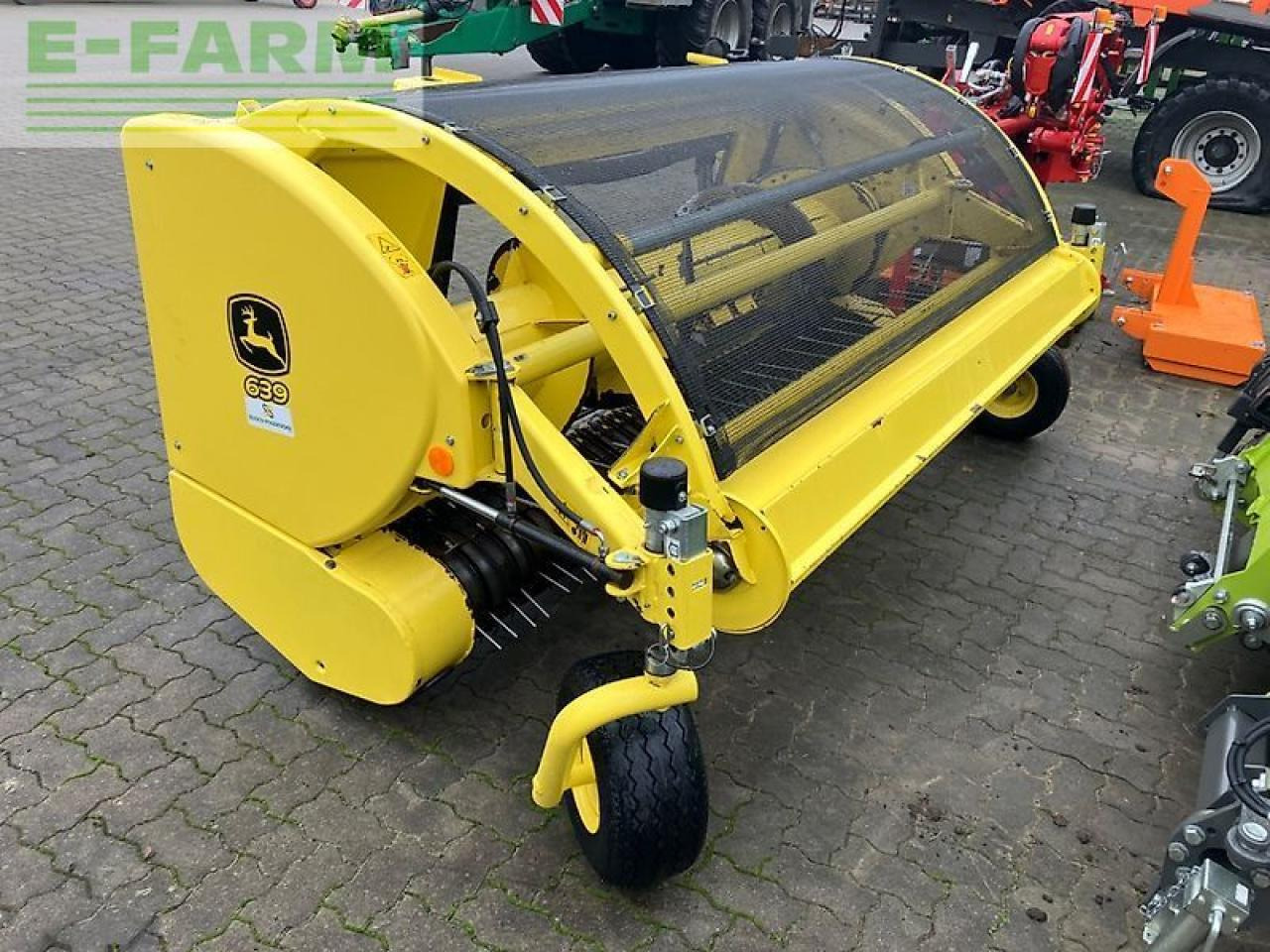 حصادة الأعلاف John Deere 8300i: صورة 16