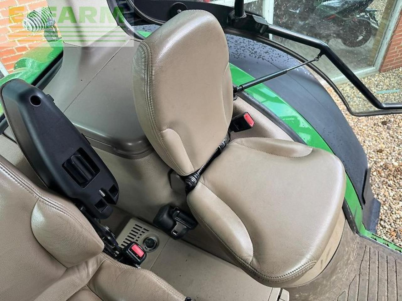 جرار John Deere 8370r: صورة 7