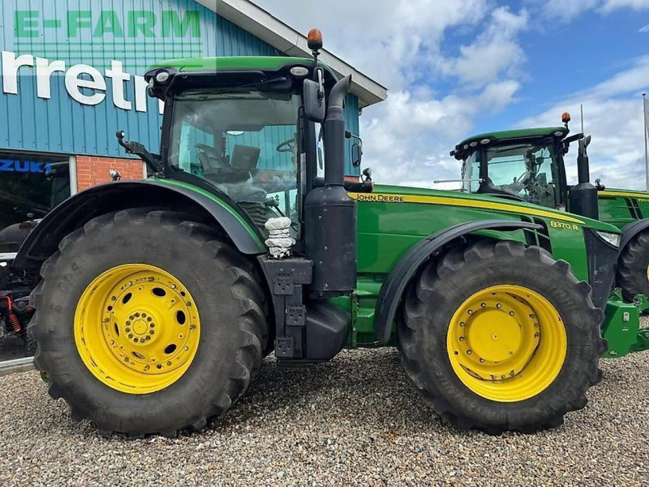 جرار John Deere 8370r: صورة 9