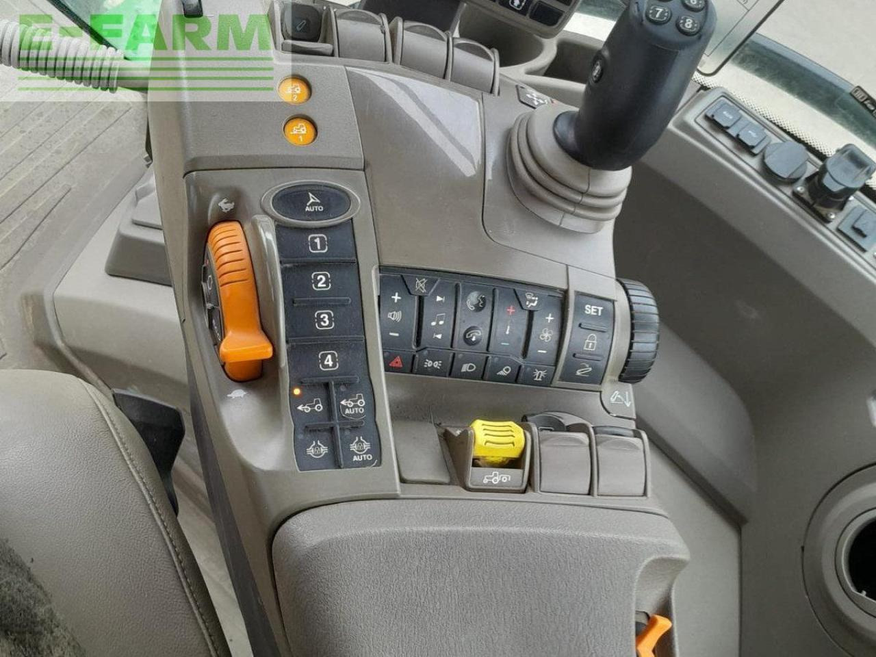 جرار John Deere 8RX 410: صورة 10