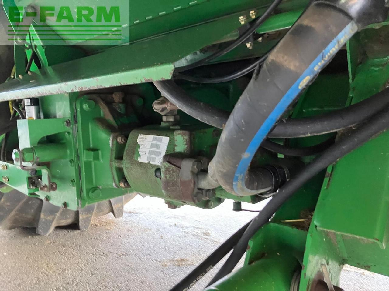 حصادة John Deere T560HM: صورة 37