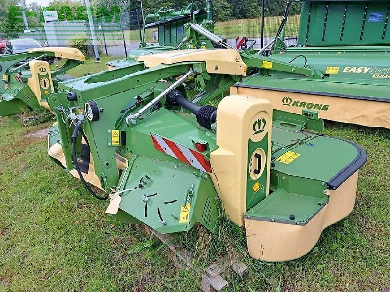 Krone easy cut f 320 cv - جزازة العشب: صورة 1 Krone easy cut f 320 cv - جزازة العشب: صورة 1