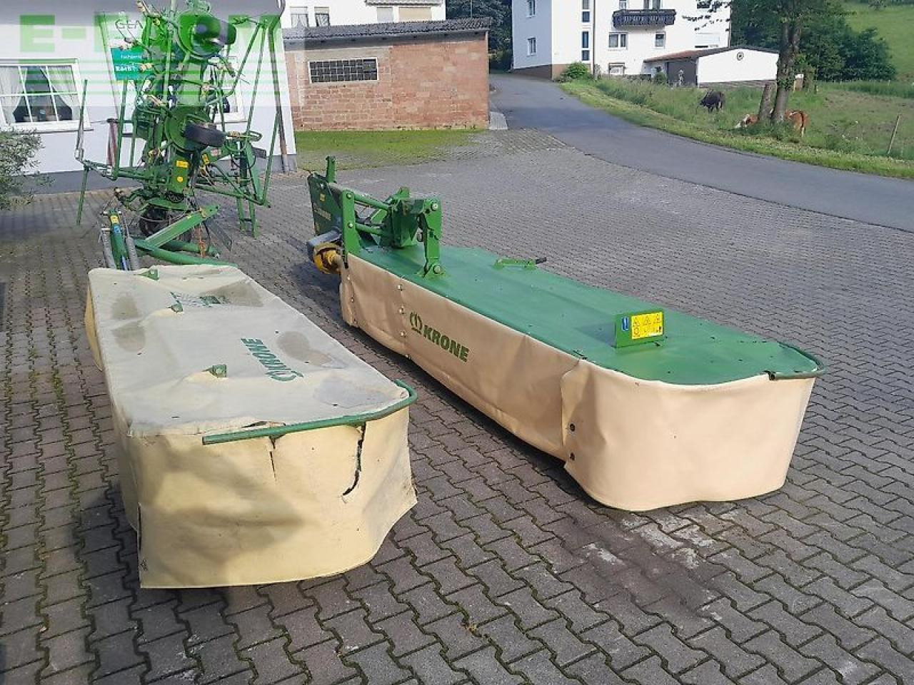 Krone easy cut r 320 - جزازة العشب: صورة 3 Krone easy cut r 320 - جزازة العشب: صورة 3