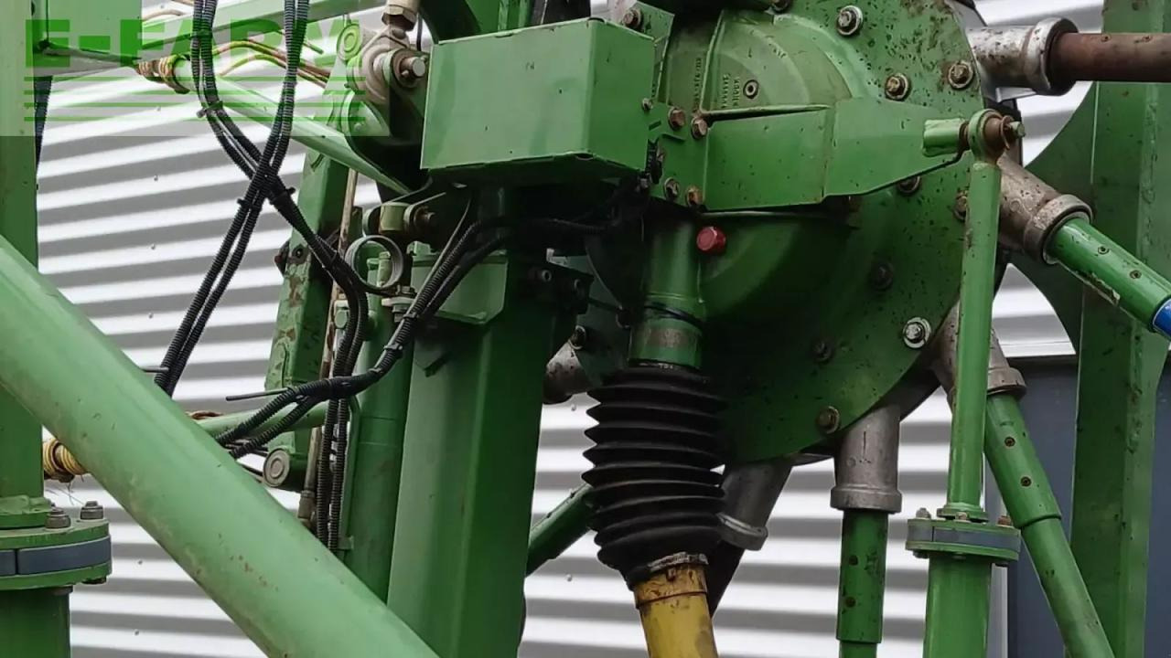 نشارة الدريس/ شوكة جرف Krone swadro 1400 plus: صورة 6 نشارة الدريس/ شوكة جرف Krone swadro 1400 plus: صورة 6