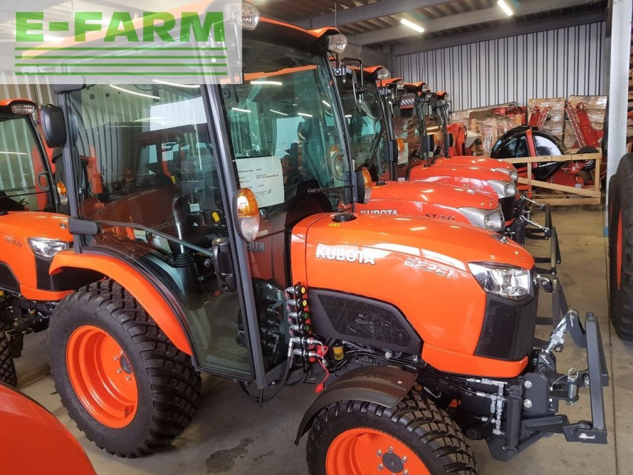 Kubota b2261 - جرار: صورة 2 Kubota b2261 - جرار: صورة 2