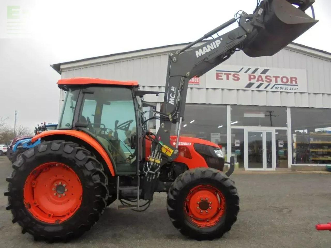 Kubota m8560dth - جرار: صورة 1 Kubota m8560dth - جرار: صورة 1