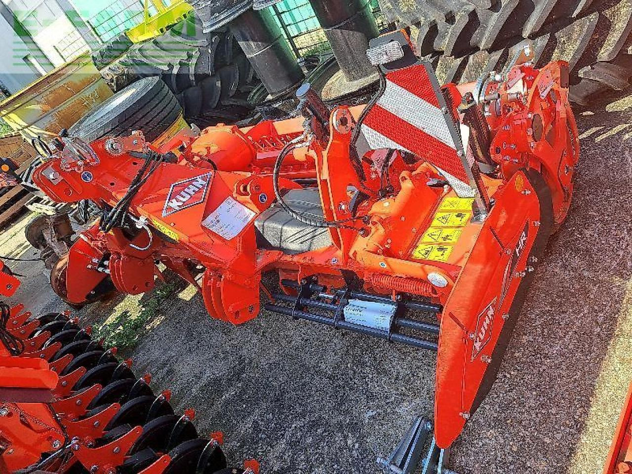Kuhn hr3030 - معدات حرث التربة: صورة 1 Kuhn hr3030 - معدات حرث التربة: صورة 1