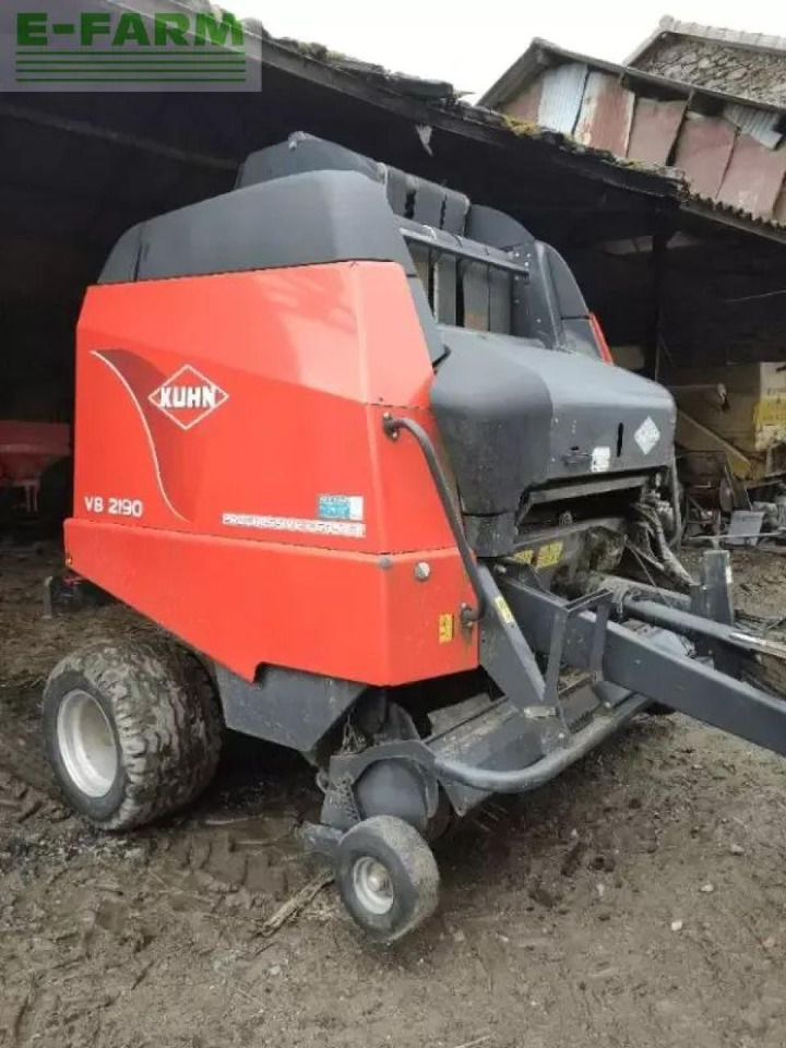 Kuhn vb 2190 - آلة بالات مربعة: صورة 1 Kuhn vb 2190 - آلة بالات مربعة: صورة 1