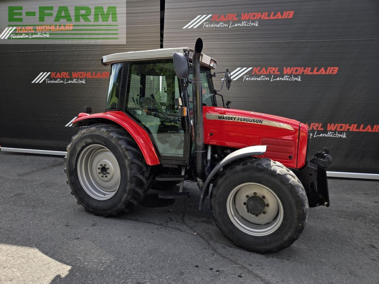 جرار Massey Ferguson 6235-4: صورة 7