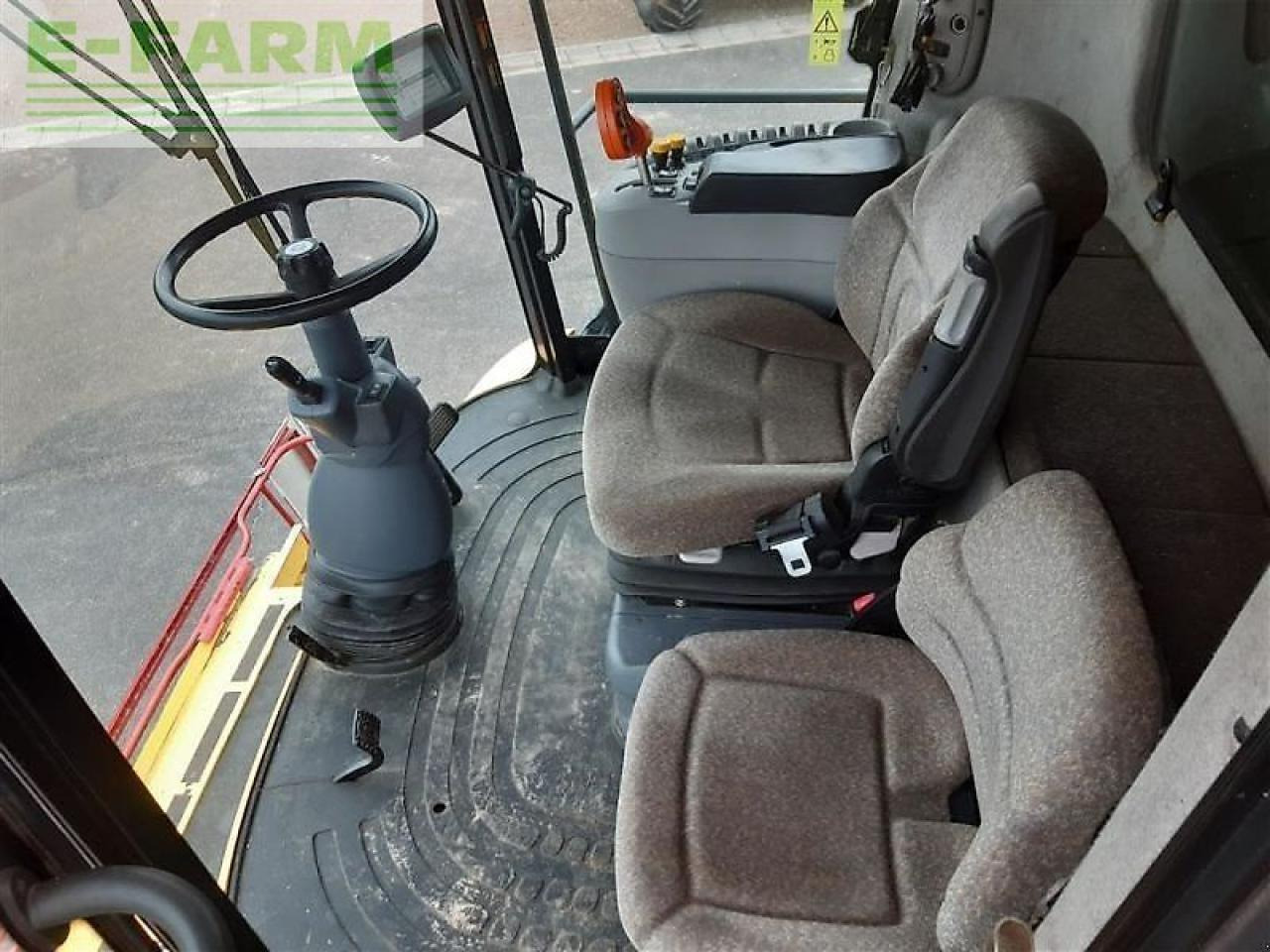 حصادة New Holland gebr. mähdrescher new holland: صورة 7