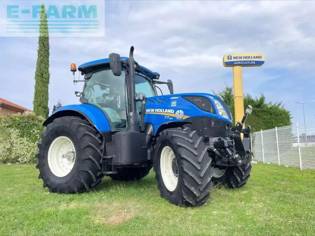 New Holland t7.190 - جرار: صورة 1 New Holland t7.190 - جرار: صورة 1