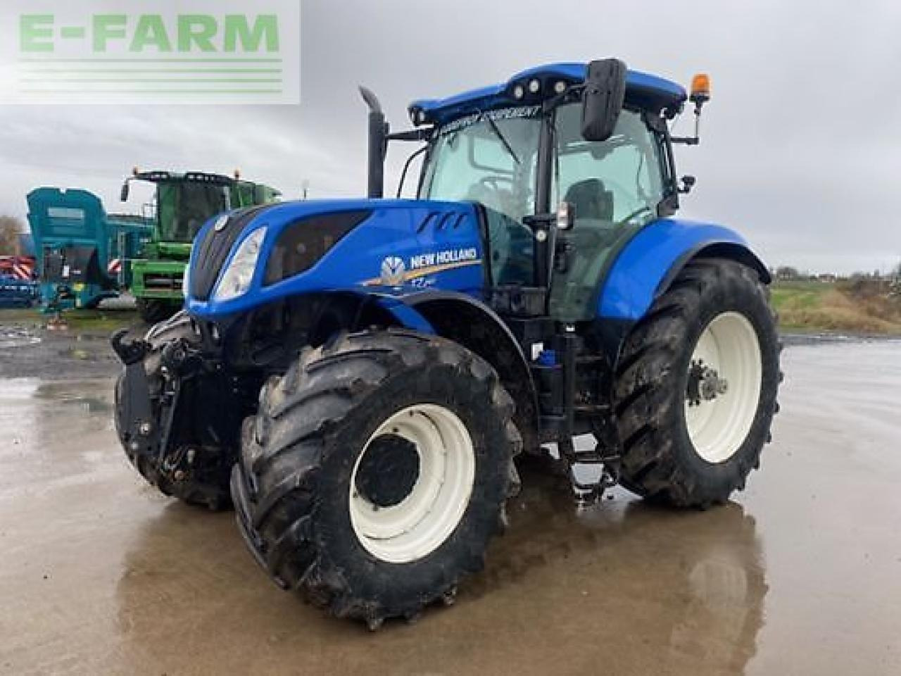 New Holland t7.260 pc - جرار: صورة 1 New Holland t7.260 pc - جرار: صورة 1