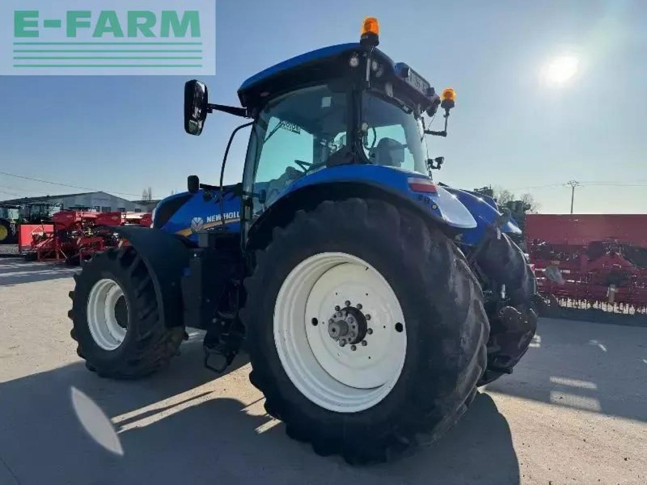 New Holland t7.260 pc - جرار: صورة 2 New Holland t7.260 pc - جرار: صورة 2