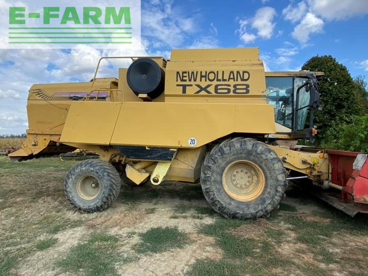 New Holland tx68 - حصادة: صورة 2 New Holland tx68 - حصادة: صورة 2