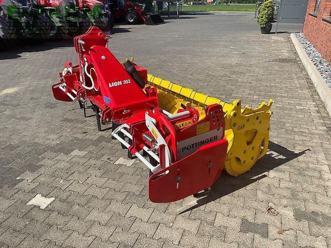 Pöttinger lion 303 - معدات حرث التربة: صورة 3 Pöttinger lion 303 - معدات حرث التربة: صورة 3