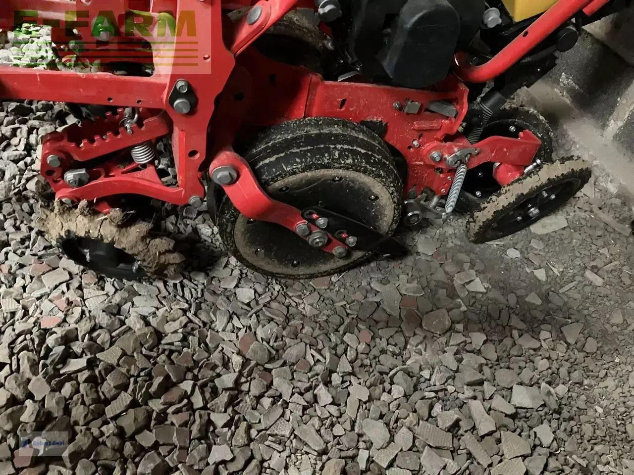 Väderstad tempo tpv 10 - آلة البذر: صورة 4 Väderstad tempo tpv 10 - آلة البذر: صورة 4