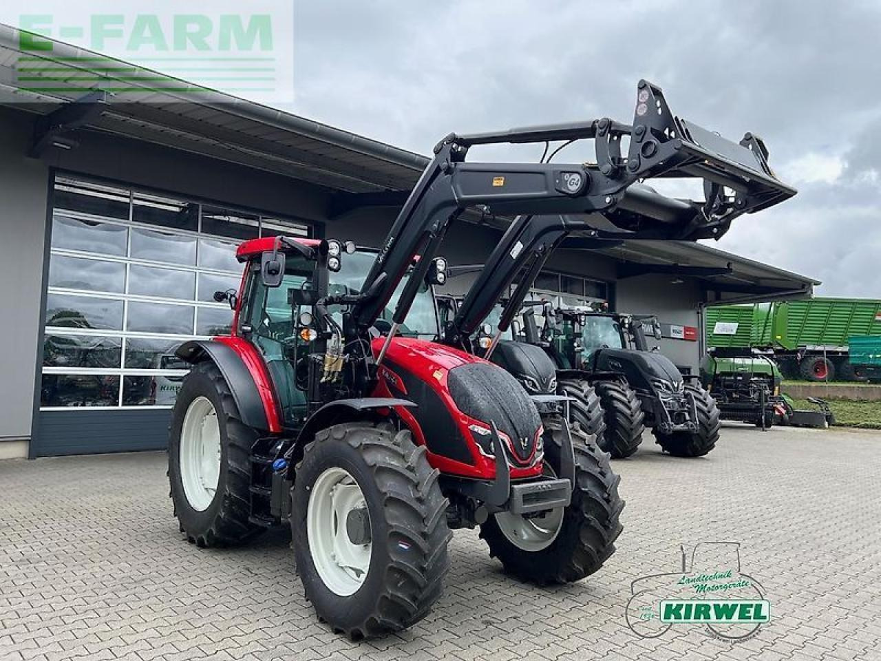Valtra a 105 - جرار: صورة 1 Valtra a 105 - جرار: صورة 1
