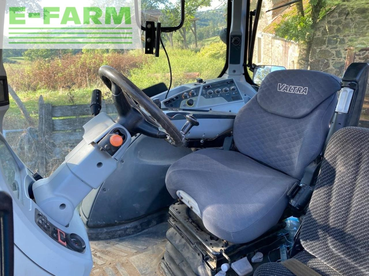 Valtra t 214 direct Direct - جرار: صورة 5 Valtra t 214 direct Direct - جرار: صورة 5