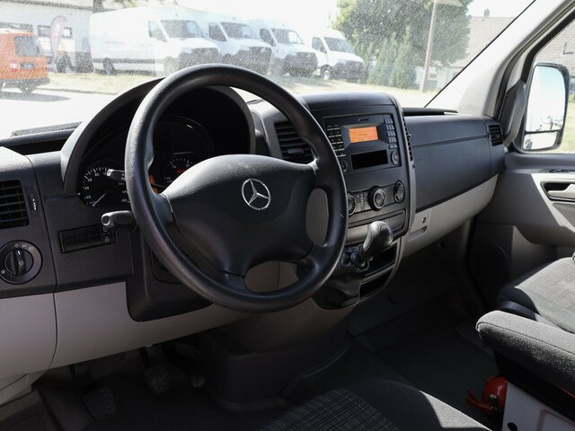 MERCEDES-BENZ Sprinter 316CDI DOKA,Allrad,Klima,Standhzg. - شاحنة مغلقة بستائر جانبية, الشاحنات الصغيرة كابينة مزدوجة: صورة 4 MERCEDES-BENZ Sprinter 316CDI DOKA,Allrad,Klima,Standhzg. - شاحنة مغلقة بستائر جانبية, الشاحنات الصغيرة كابينة مزدوجة: صورة 4