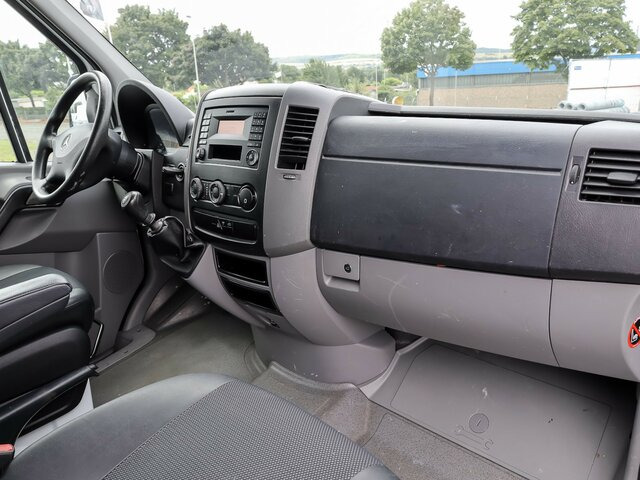 MERCEDES-BENZ Sprinter 316CDI DOKA,Allrad,Klima... - شاحنة توصيل مفتوحة, الشاحنات الصغيرة كابينة مزدوجة: صورة 3 MERCEDES-BENZ Sprinter 316CDI DOKA,Allrad,Klima... - شاحنة توصيل مفتوحة, الشاحنات الصغيرة كابينة مزدوجة: صورة 3