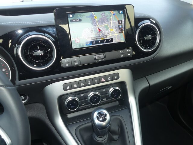 MERCEDES-BENZ T 180 Progressive,MBUX,LED,Navi,Kamera,Tempomat... - ميكروباص: صورة 5 MERCEDES-BENZ T 180 Progressive,MBUX,LED,Navi,Kamera,Tempomat... - ميكروباص: صورة 5