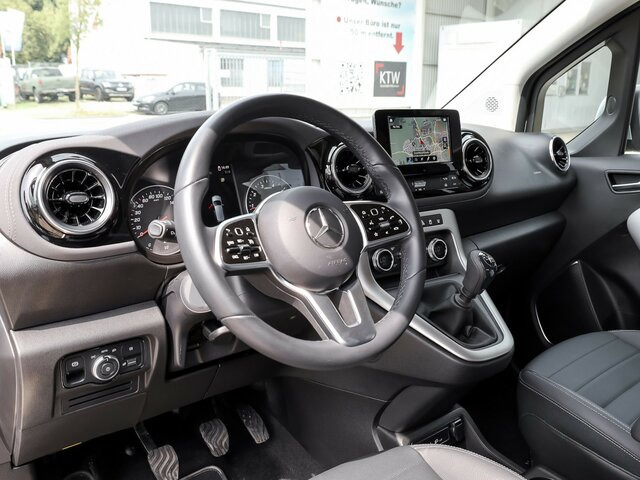 MERCEDES-BENZ T 180 Progressive,MBUX,LED,Navi,Kamera,Tempomat... - ميكروباص: صورة 5 MERCEDES-BENZ T 180 Progressive,MBUX,LED,Navi,Kamera,Tempomat... - ميكروباص: صورة 5