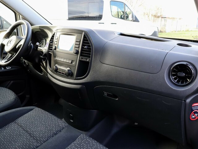 MERCEDES-BENZ eVito 111 KA,lang,3 Sitzer,Klima,Kamera... - فان المدمجة, فان كهربائية: صورة 4 MERCEDES-BENZ eVito 111 KA,lang,3 Sitzer,Klima,Kamera... - فان المدمجة, فان كهربائية: صورة 4