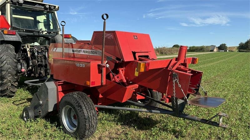 Massey Ferguson 1839 Småballe presser - آلة لف بالات: صورة 4 Massey Ferguson 1839 Småballe presser - آلة لف بالات: صورة 4