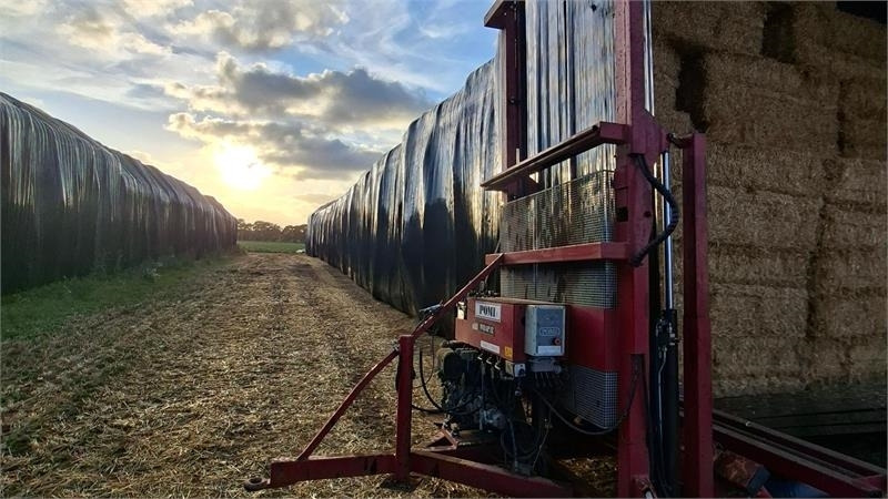 Pomi WRAP 12 - آلة لف بالات: صورة 1 Pomi WRAP 12 - آلة لف بالات: صورة 1