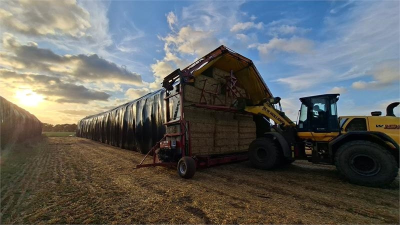 Pomi WRAP 12 - آلة لف بالات: صورة 2 Pomi WRAP 12 - آلة لف بالات: صورة 2