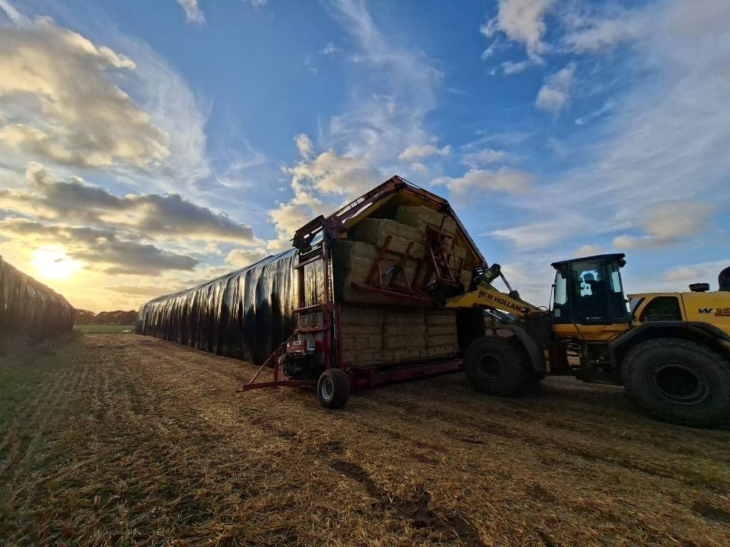 Pomi Wrap 7 - آلة لف بالات: صورة 2 Pomi Wrap 7 - آلة لف بالات: صورة 2