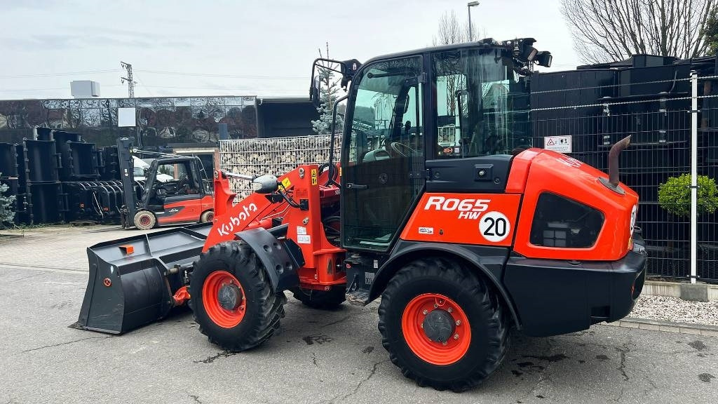 Kubota R 065, Radlader, hydr. Schnellwechsler, Schaufel - اللودر بعجل: صورة 3 Kubota R 065, Radlader, hydr. Schnellwechsler, Schaufel - اللودر بعجل: صورة 3
