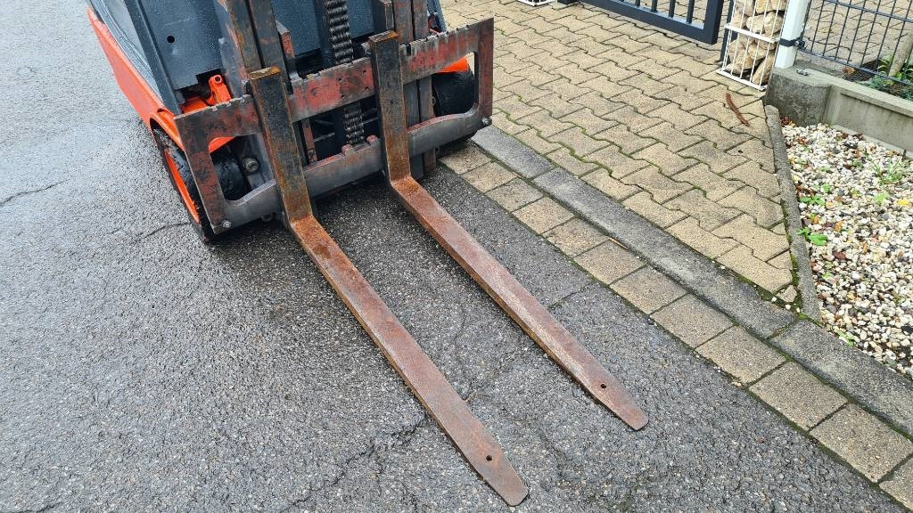 رافعة شوكية كهربائية Linde E 14-02, Tripplex bis 4,5 m, Hubkraft 1.400 kg: صورة 7 رافعة شوكية كهربائية Linde E 14-02, Tripplex bis 4,5 m, Hubkraft 1.400 kg: صورة 7