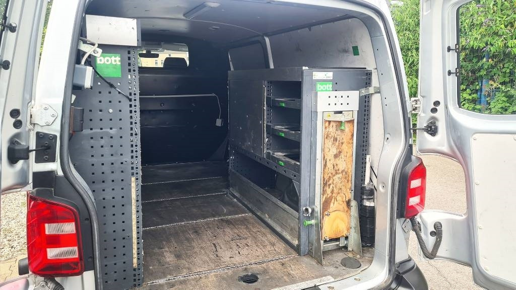 فان المدمجة Volkswagen T6 2.0 TDI Kasten- Werkstattwagen, Klima, 3-Sitzer: صورة 14 فان المدمجة Volkswagen T6 2.0 TDI Kasten- Werkstattwagen, Klima, 3-Sitzer: صورة 14